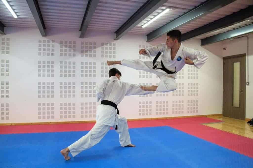 Oxandrolon ��������: ����.